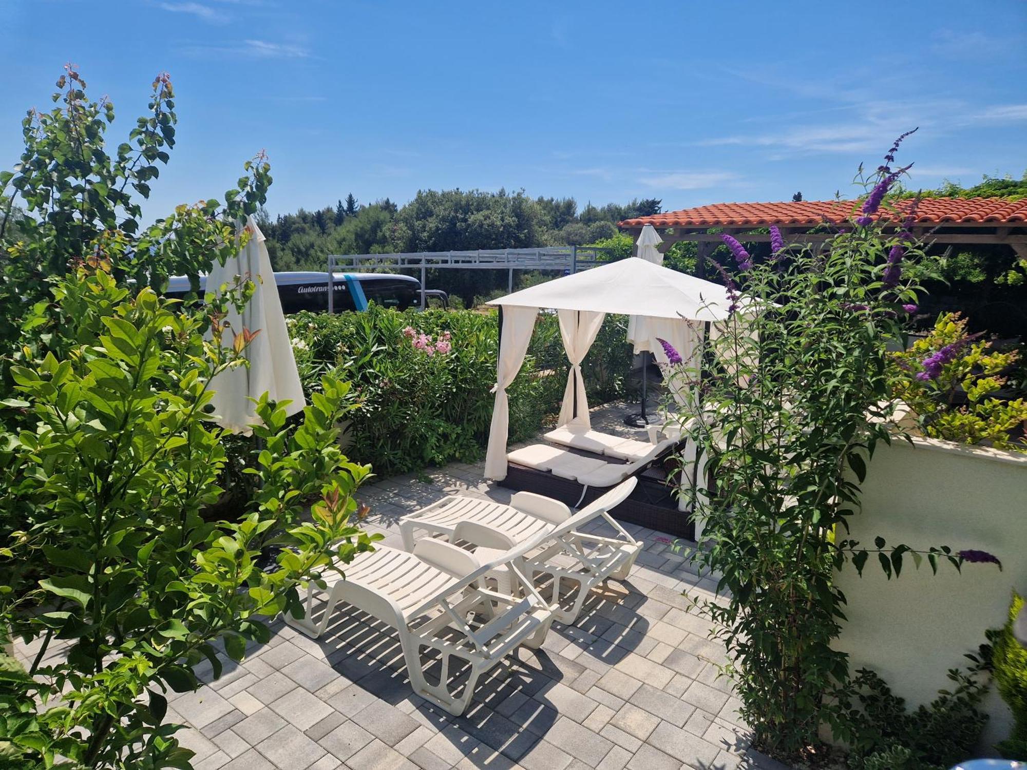 Apartments Vukman Trogir Exterior photo