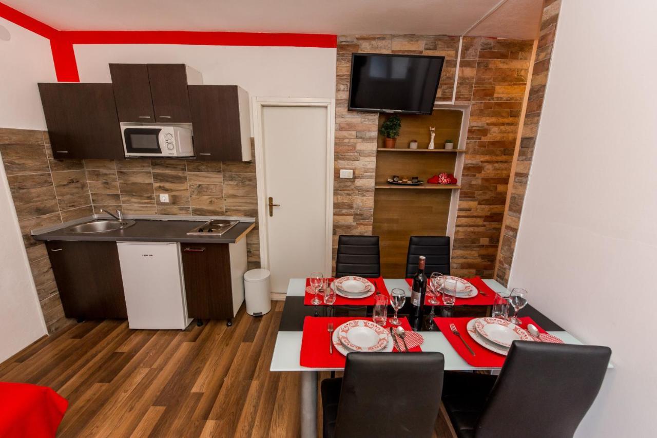 Apartments Vukman Trogir Exterior photo