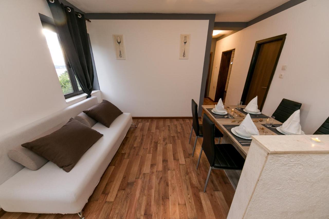 Apartments Vukman Trogir Exterior photo